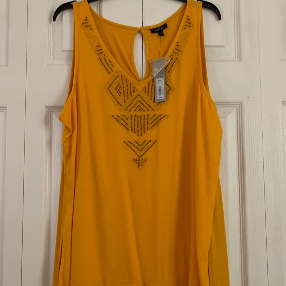 APT 9 sleeveless blouse